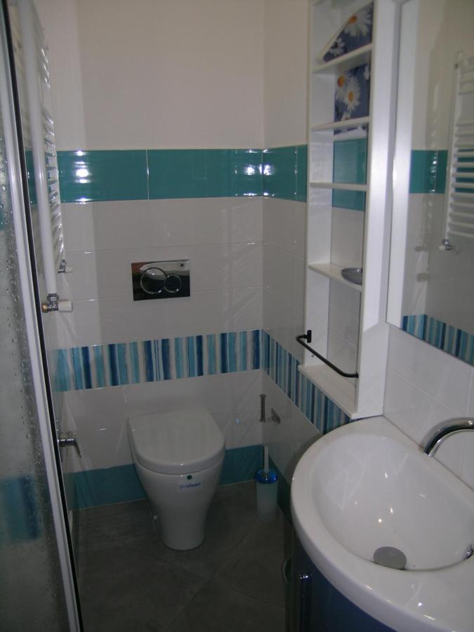 Camera Con Bagno Privato Candida ลาสเปเซีย ภายนอก รูปภาพ